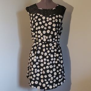 Xhilaration Daisy Print Dress